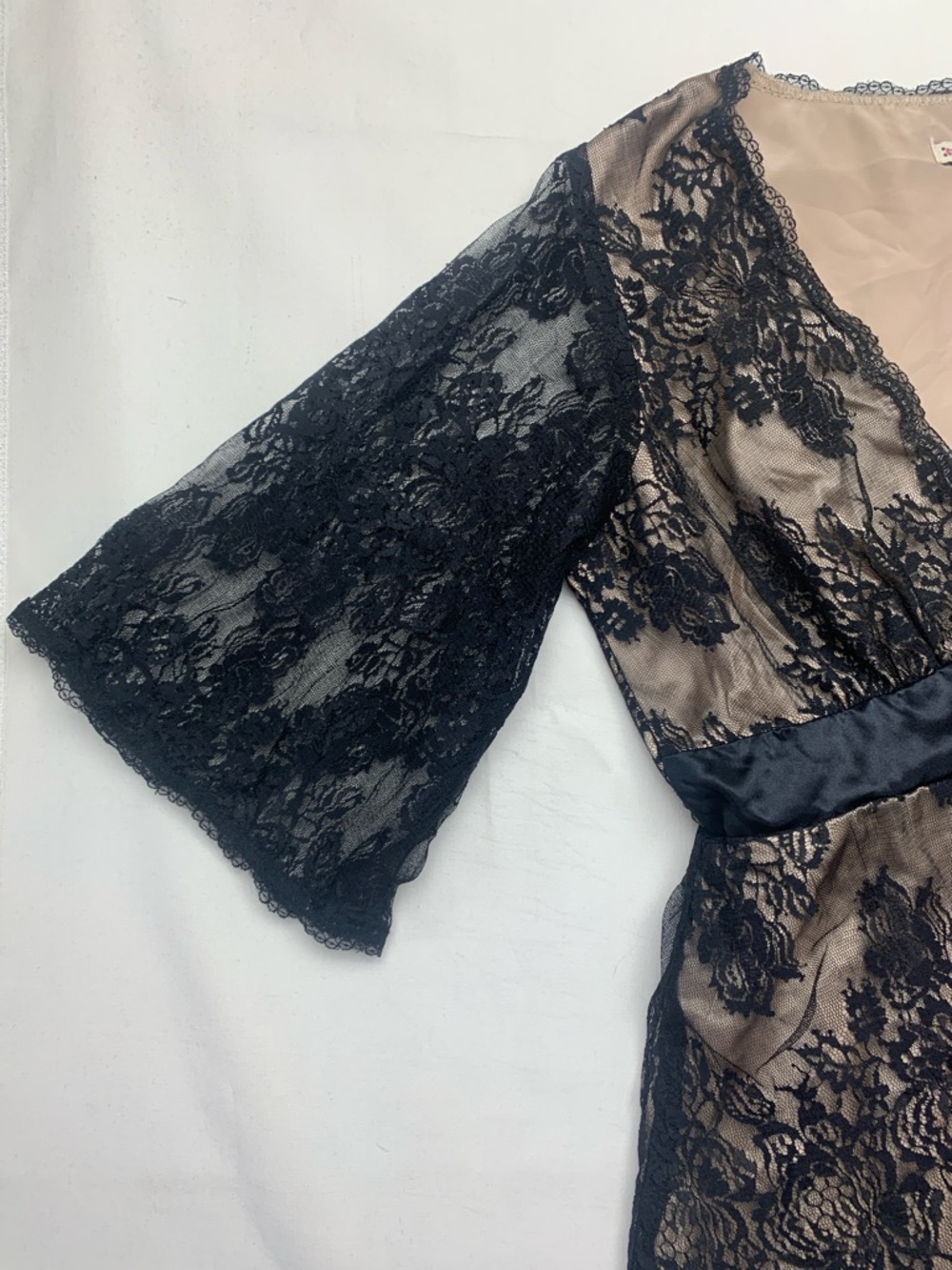 y2k Forever 21 size large Satin black lace witchy boho bell sleeve - Picture 4 of 10